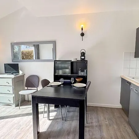 En Résidence Avec Piscine, Cour Privée Appartement