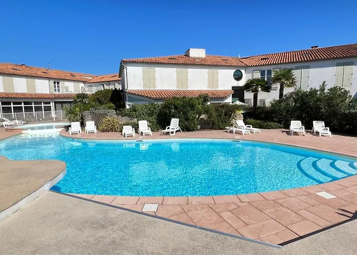 Apartment En Avec Piscine, Cour Privee La Couarde-sur-Mer